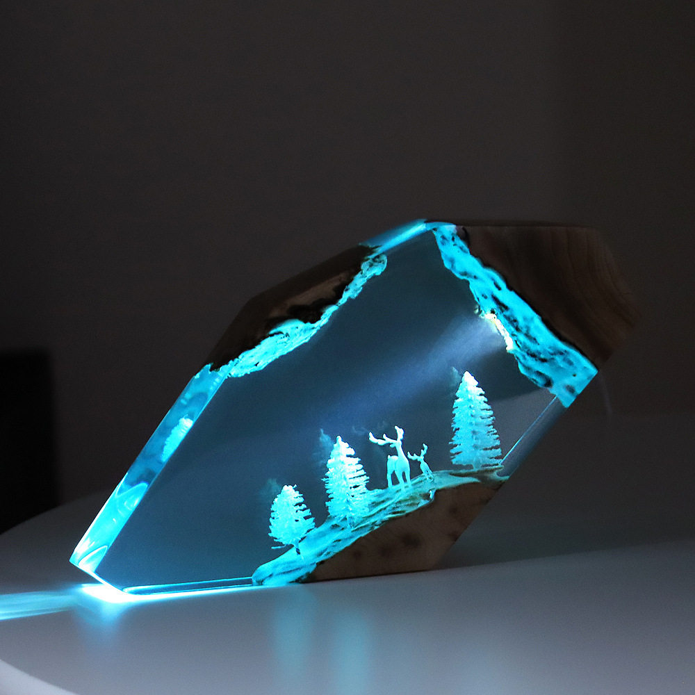 Resin Art And Decor - Настольное украшение «Лесная фея-олень»: персонализированный светящийся